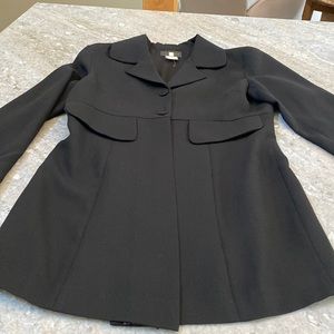 Woman’s Blazer Size Large (Big Fish)